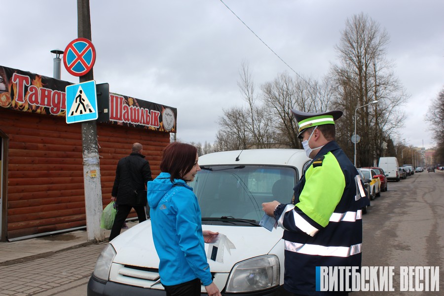 Парковки не по правилам, или Транспортный коллапс возле детсада
