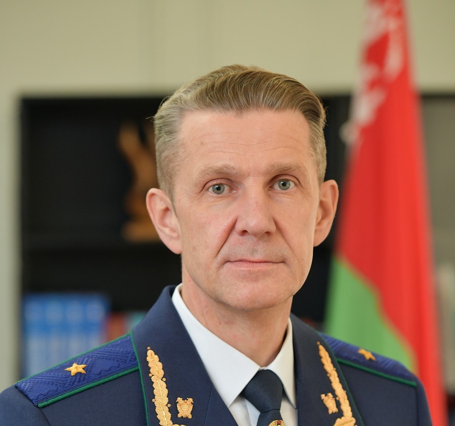 Действовать в рамках правового поля призывает всех прокурор Витебской области Вадим Сущинский
