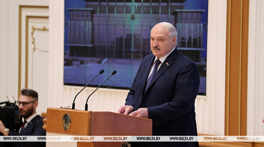 Александр Лукашенко заявил, что политика урегулирования цен в Беларуси может стать уникальной операцией для рыночной экономики