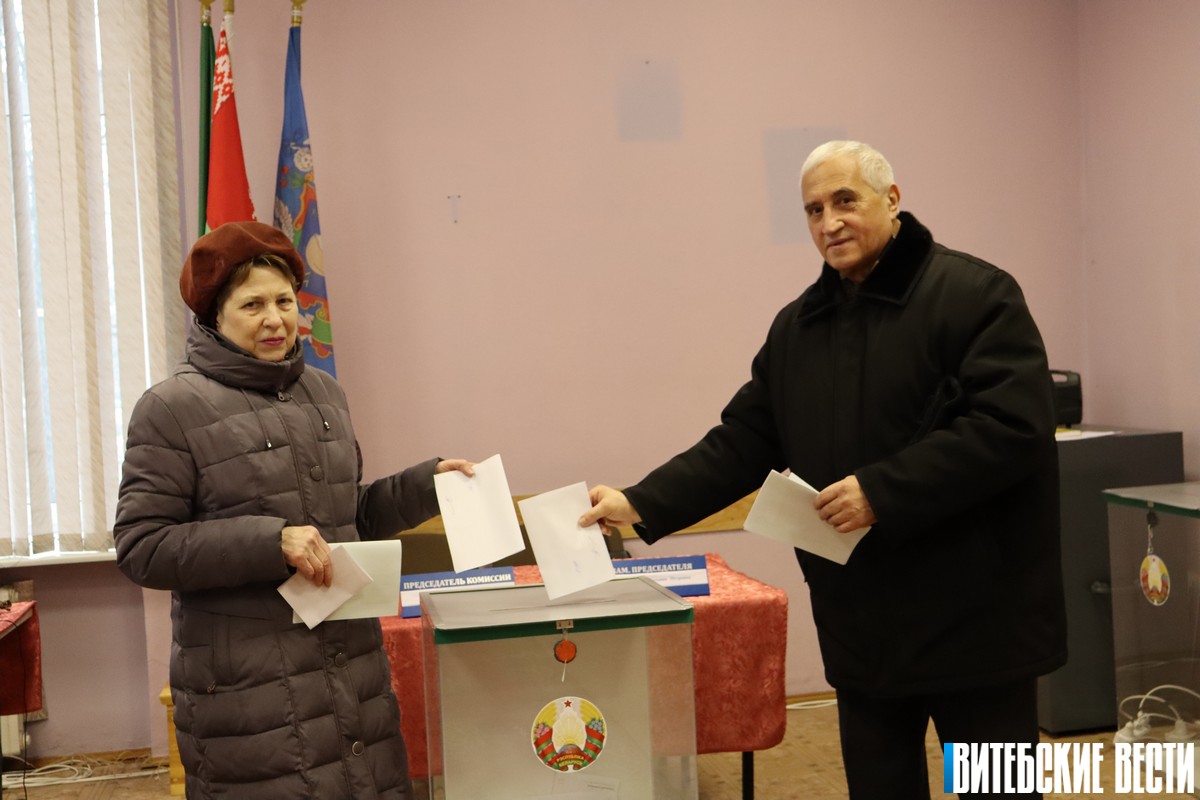 На витебском участке для голосования № 17 отмечается высокая явка в последний день досрочного голосования