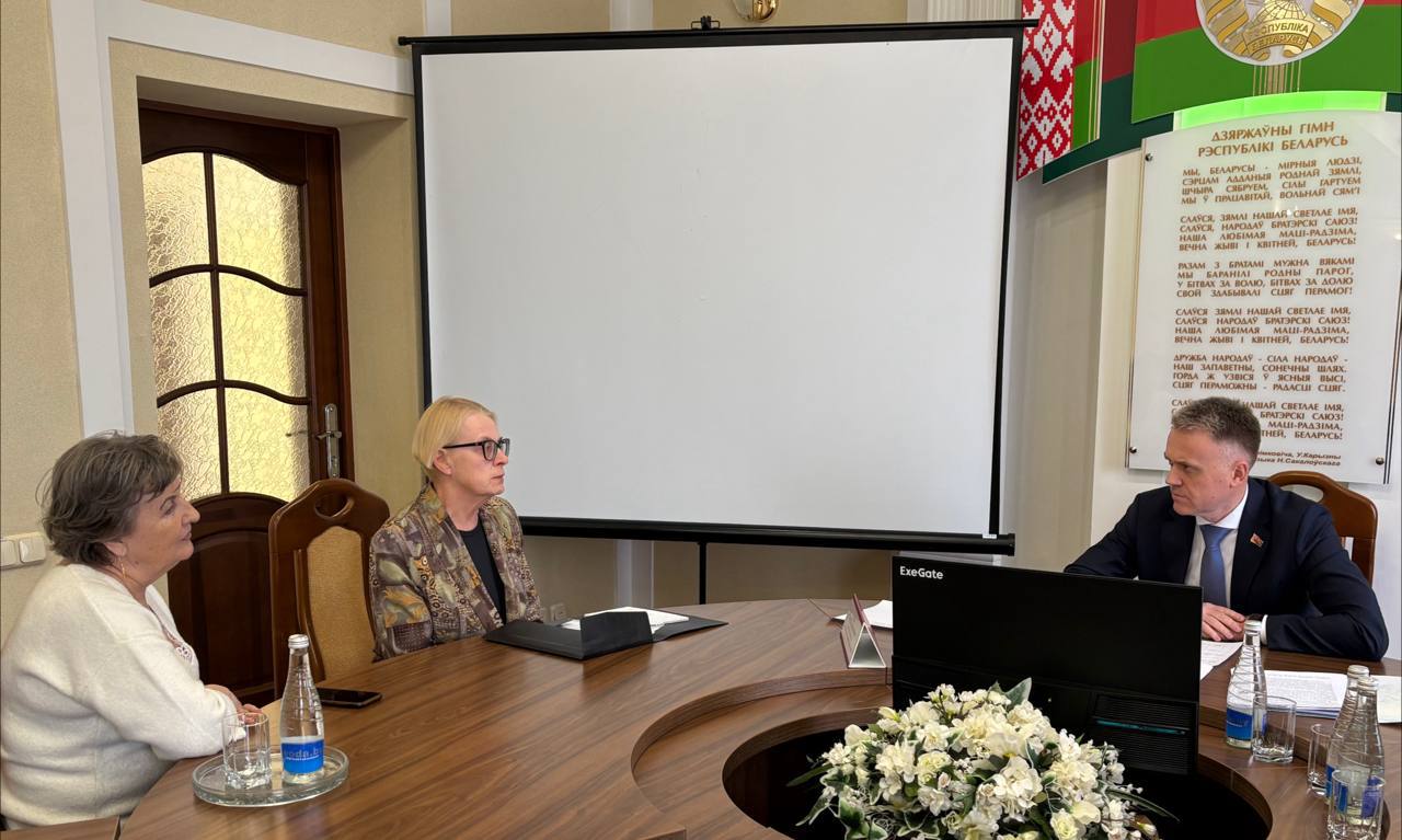 Алексей Гуйда провел прием граждан в Браславском районе