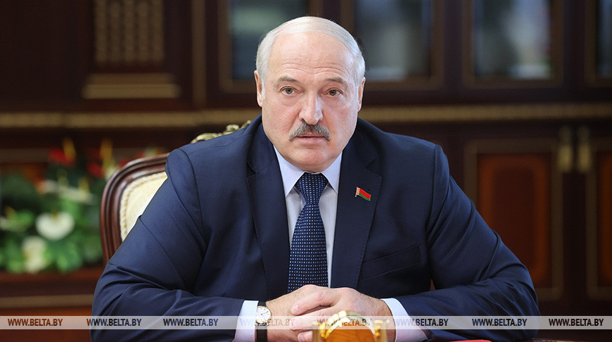 Быть преданными своему народу и государству - Лукашенко обозначил главные качества управленцев