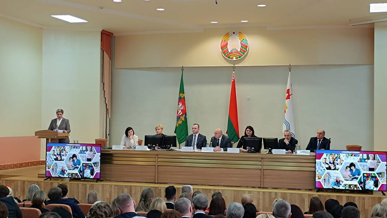 Пленарное заседание итоговой коллегии главного управления по образованию прошло в Бешенковичах