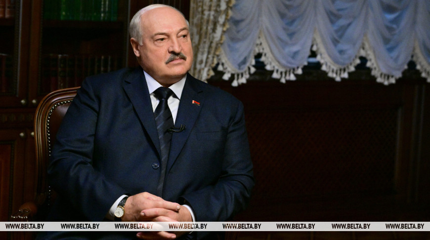 Между ними работают белорусы. Лукашенко рассказал о содействии России и Украине при осуществлении обменов 