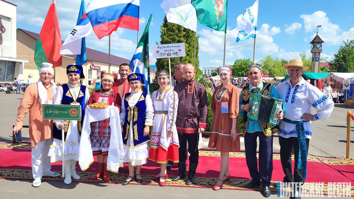 Участников из 5 стран собрал международный фестиваль песни и музыки «Дняпроўскія галасы ў Дуброўне»