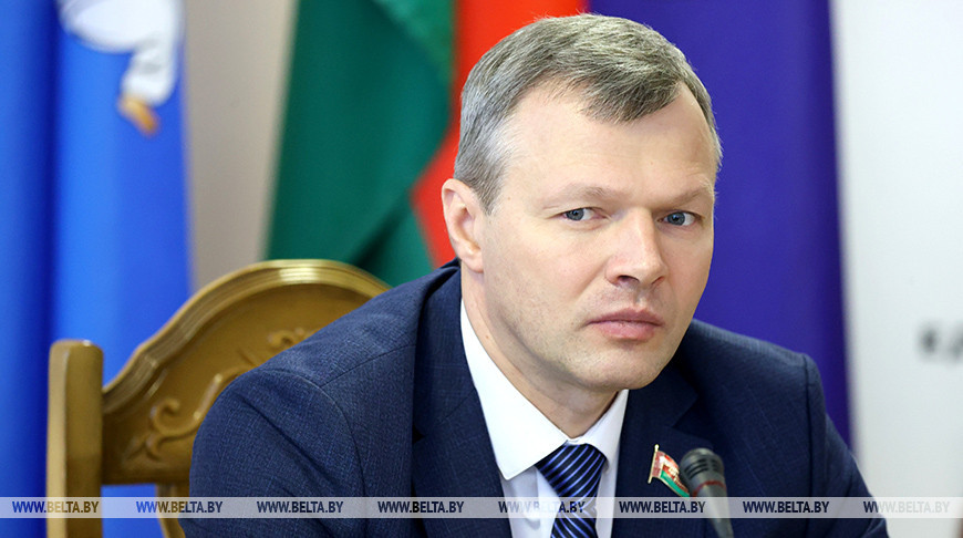 Романов: волю народа должны выражать не партии-марионетки, а крупные политические силы