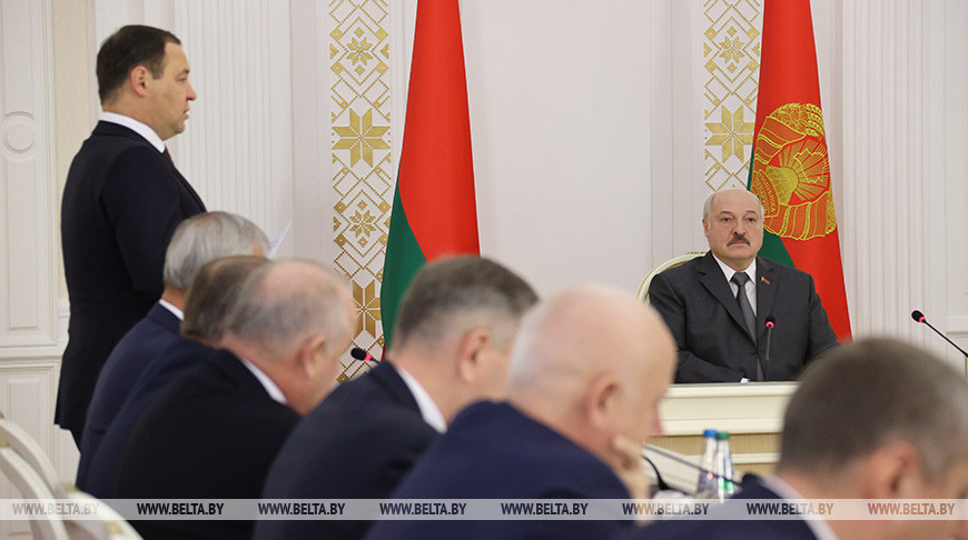 Лукашенко: в 2022 году мы должны иметь однозначную цифру инфляции в 6%