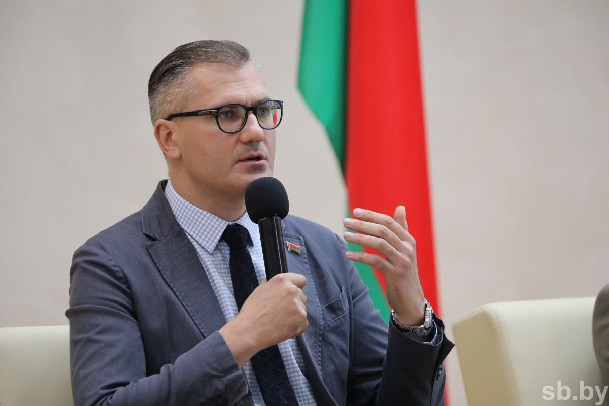 Гигин: для защиты своей территориальной целостности и суверенитета Беларусь готова задействовать весь военный потенциал