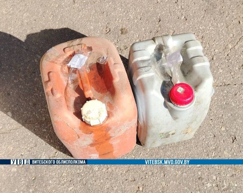 Водитель предприятия Оршанского района похитил 190 литров топлива