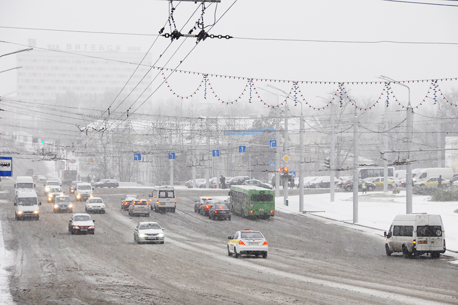 Около 90 ДТП произошло на дорогах Витебской области 14 ноября из-за снега