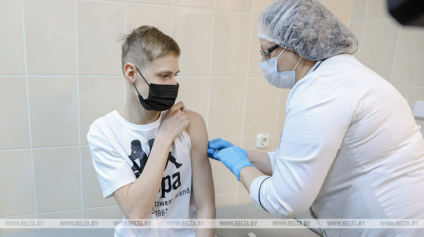 Вакцинация против COVID-19 детей внесена в перечень профилактических прививок по эпидпоказаниям
