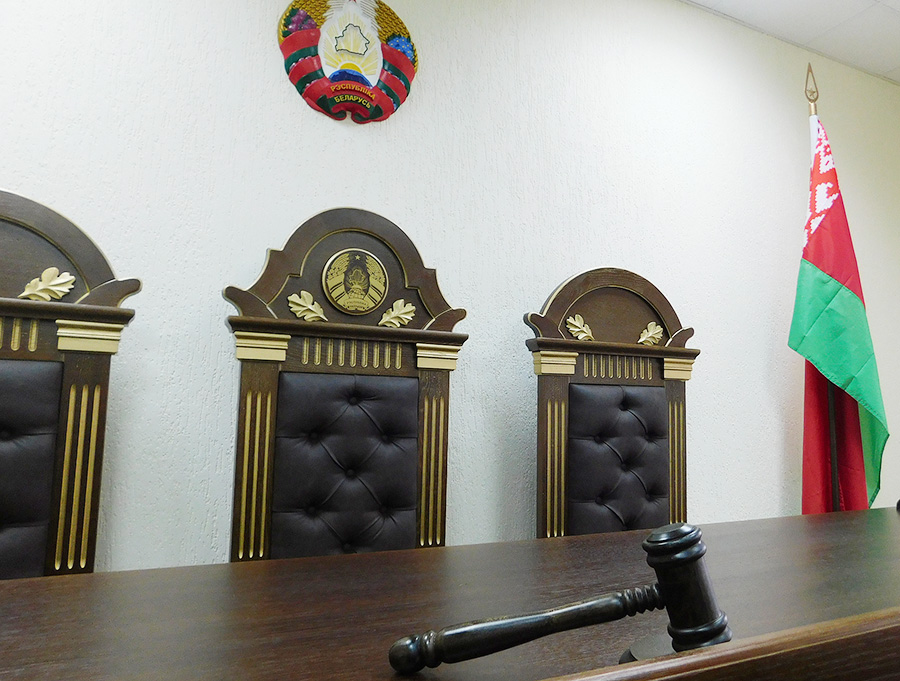Число административных дел в экономическом суде области сократилось вдвое
