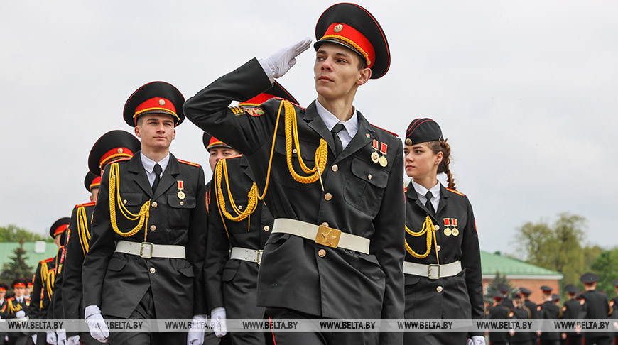 Иванец о патриотическом воспитании: нужно дать возможность каждому школьнику стать на время кадетом