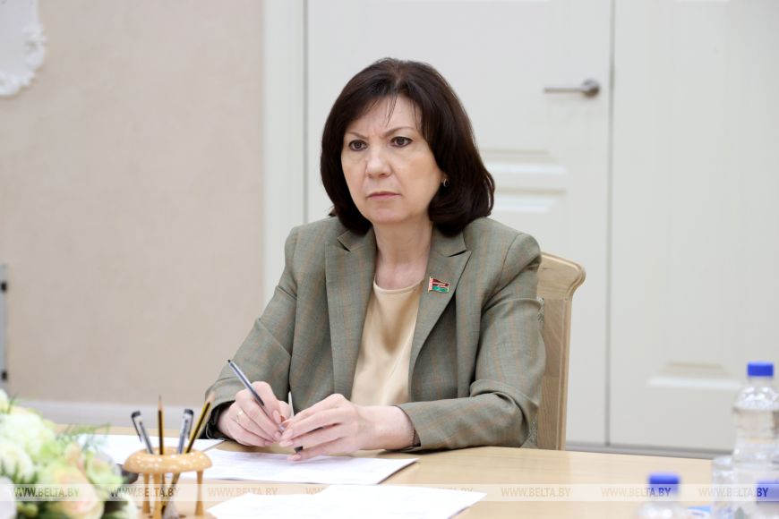Кочанова - представителям местных органов власти: "Люди живут у вас, работают, и им надо помогать"