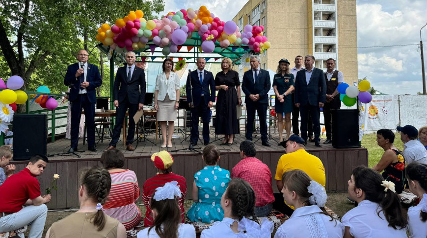 Заместитель министра труда и социальной защиты:  государство проявляет заботу о детях-инвалидах и их семьях ежедневно 