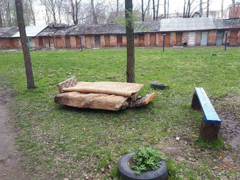 В Витебске мужчина едва не сгорел в собственной квартире