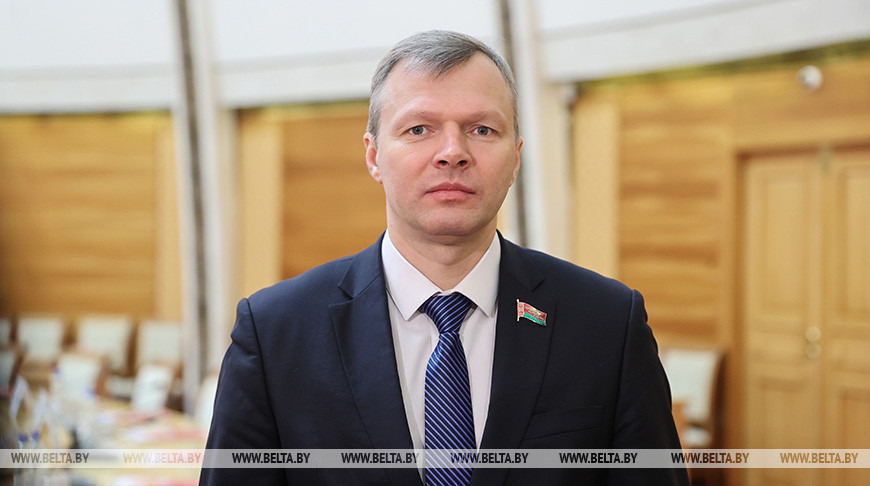 Романов: белорусское общество нуждается в повышении степени своего единства и сплоченности