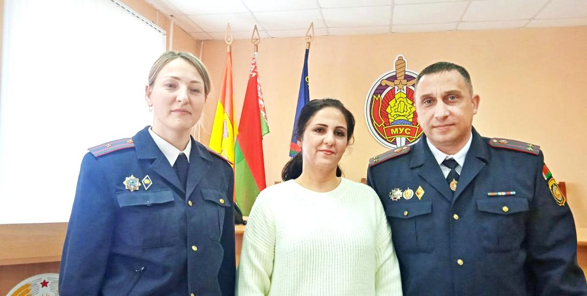 Уроженка Таджикистана получила белорусское гражданство
