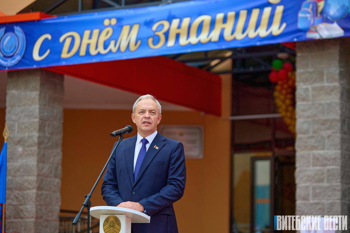 Игорь Сергеенко направил поздравление с Днем знаний!