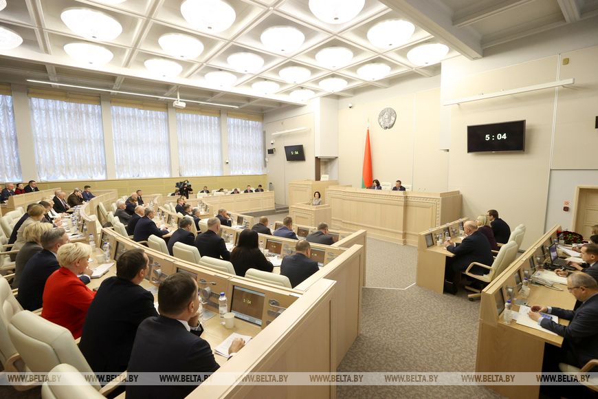Совет Республики одобрил законопроект о бюджете фонда соцзащиты населения на 2025 год