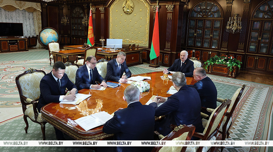 "Механизм один - платить за результат". Лукашенко о подходах к совершенствованию научной деятельности