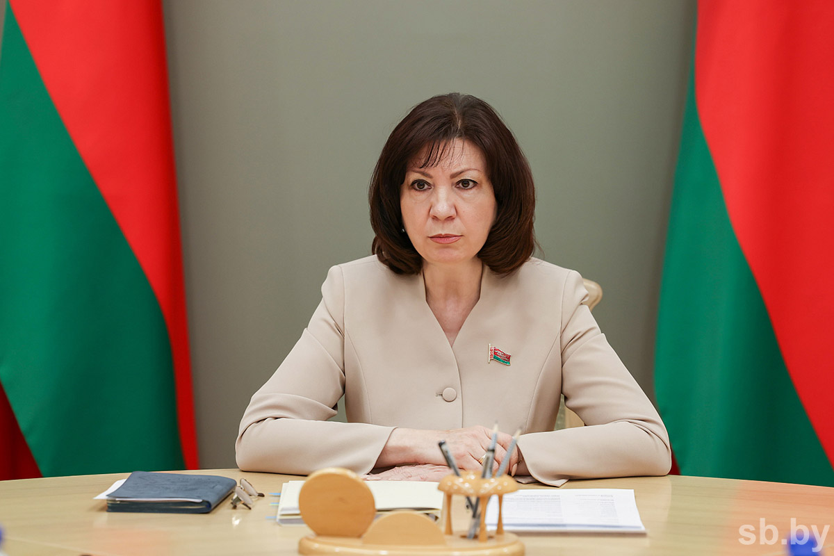 Кочанова проводит совещание по вопросам функционирования водопроводно-канализационного хозяйства страны