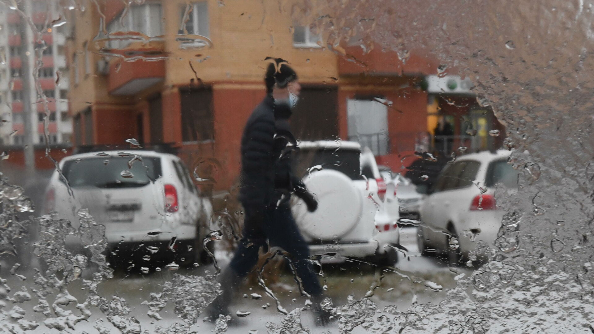 В Витебске 16 марта мокрый снег, местами слабые туман и гололёд