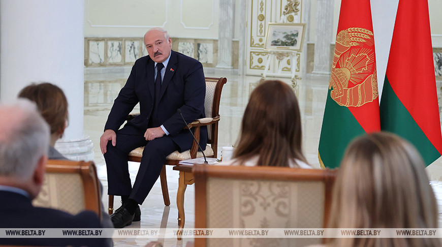 Александр Лукашенко: Беларуси стратегическое ядерное оружие не нужно, мы не собираемся наносить удар по Америке