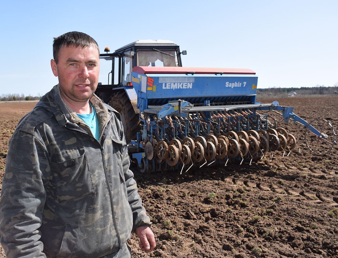 У Шумілінскім раёне сеяць зерневыя пачалі толькі 12 красавіка