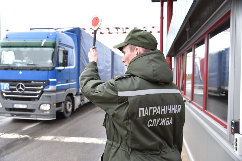 Президент утвердил решение на охрану госграницы с учетом новых элементов обстановки