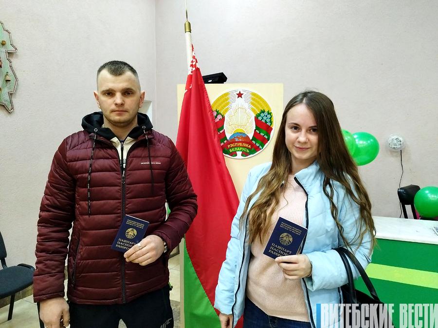 Празднично и многолюдно на избирательных участках Толочинского района