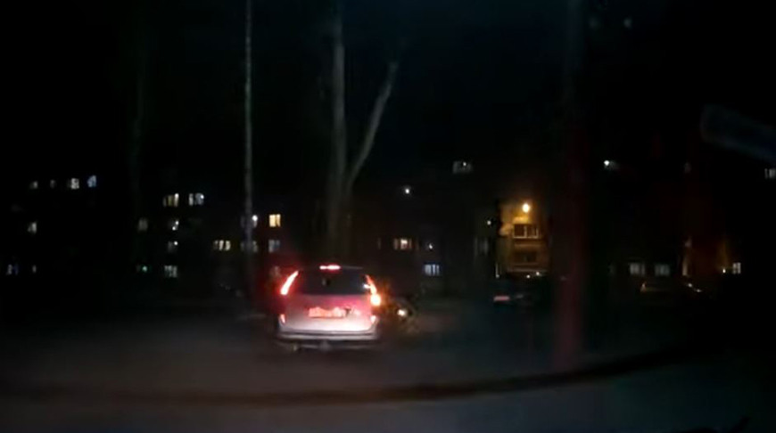 В Новополоцке пьяный мужчина угнал автомобиль, сотрудники ГАИ были вынуждены стрелять по колесам