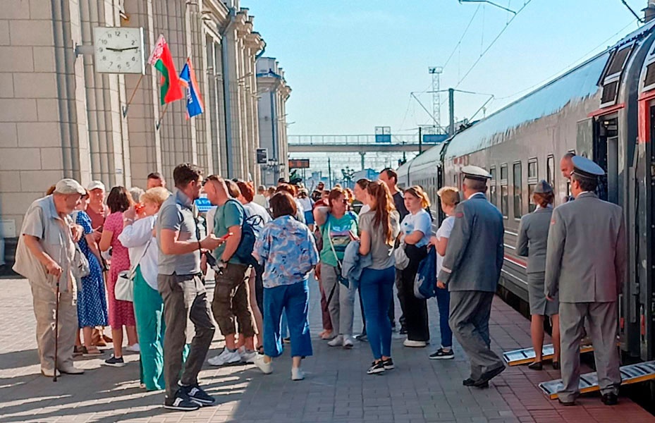 Туристический поезд из России побывал с первыми рейсами в Беларуси