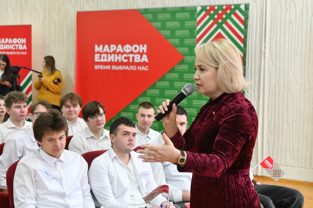"НЕскучная НЕлекция" прошла для студентов Новополоцкого политехнического колледжа