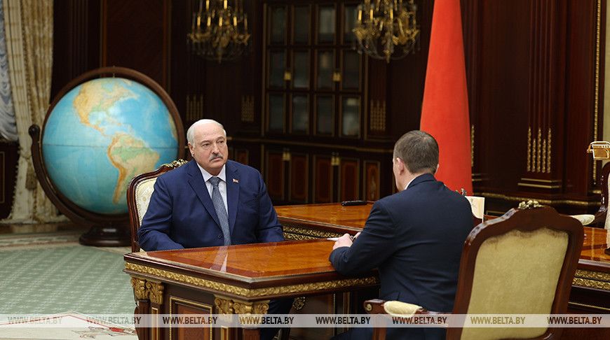 Лукашенко обсудил с Турчиным предстоящий визит правительственной делегации в Россию