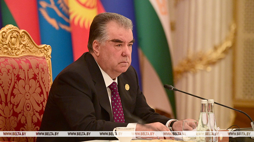 Лукашенко поздравил Президента Таджикистана Эмомали Рахмона с днем рождения