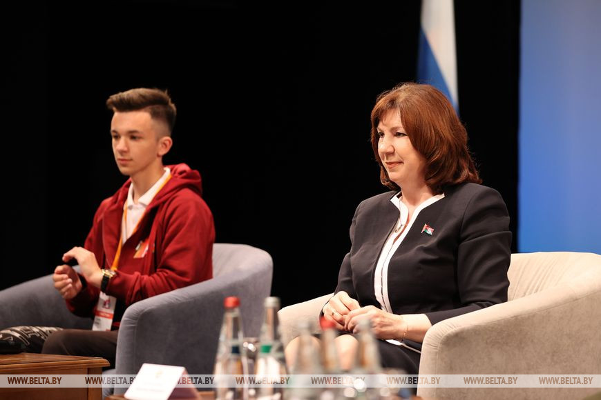 Кочанова: европейские страны должны быть благодарны советскому народу за освобождение от фашизма