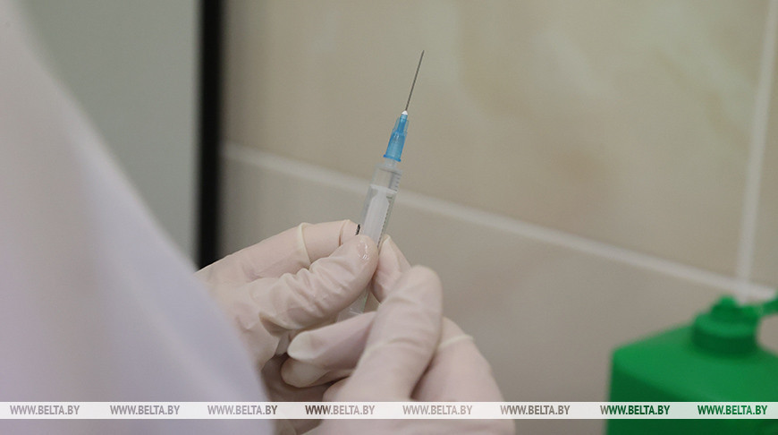 Какой вакциной прививают от COVID-19 и есть ли в детском стационаре такие пациенты, рассказали эксперты