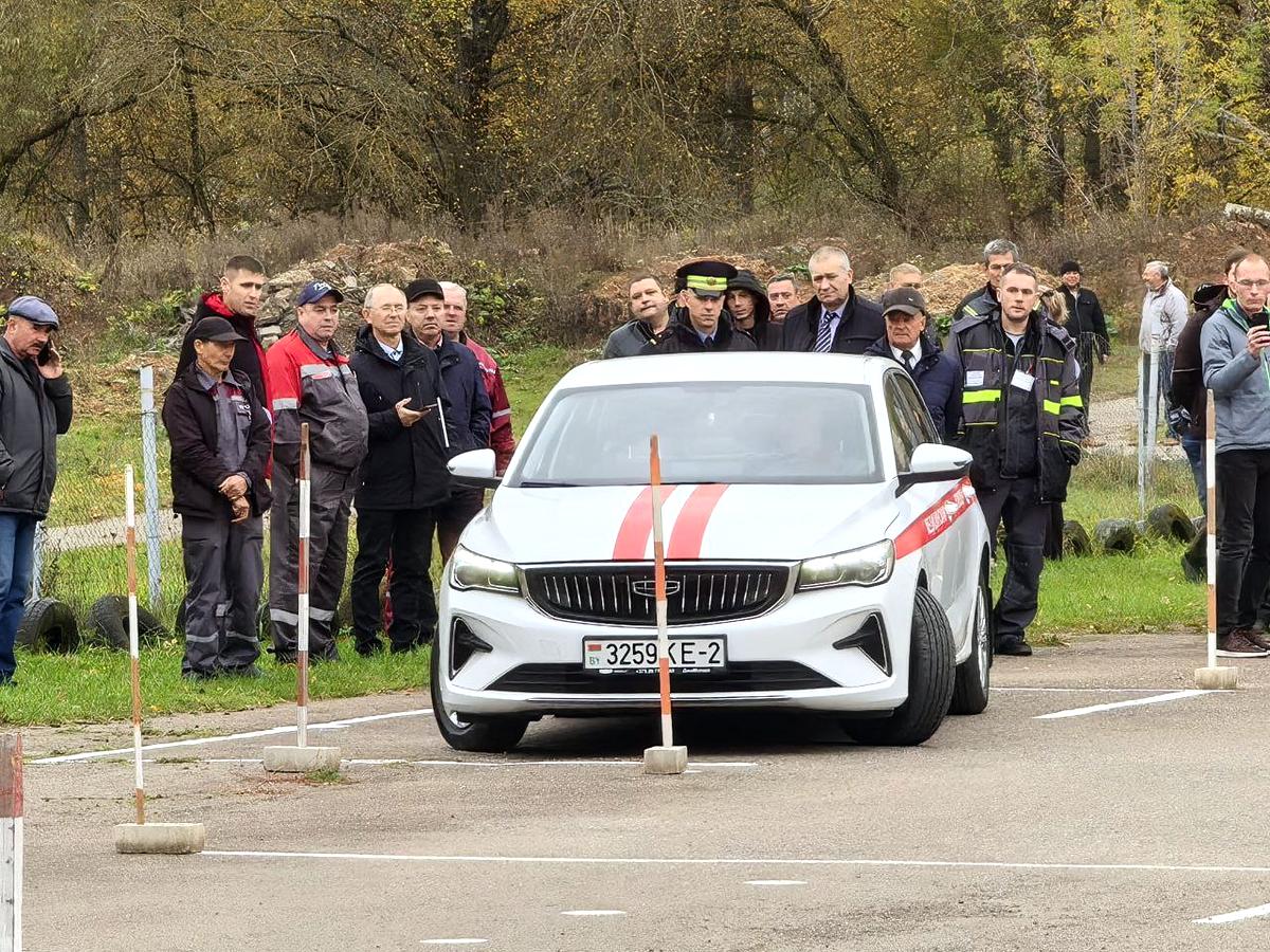 В Витебске состоялся финальный этап смотра-конкурса профмастерства среди водителей организаций здравоохранения
