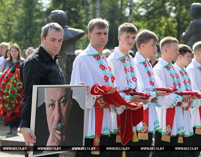 Витебск простился с первым директором "Славянского базара" Родионом Бассом 