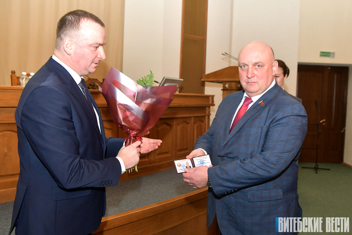 Председателем Витебского областного Совета депутатов единогласно избран Дмитрий Демидов