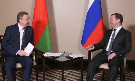Кобяков и Медведев обсуждают в Алматы перспективы белорусско-российского сотрудничества 