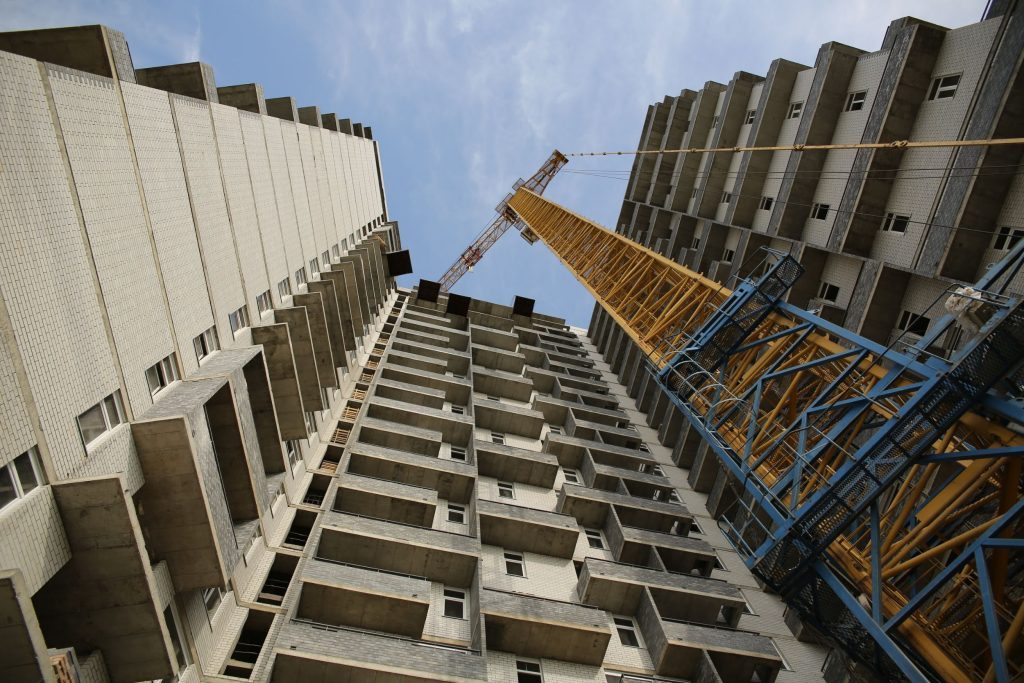 КГК выявил порядка 500 земельных участков с долгостроями в Витебской области