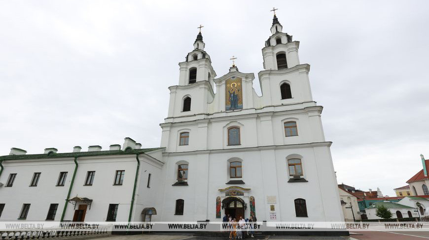 В православных храмах молятся о мире на белорусской земле и единстве народа