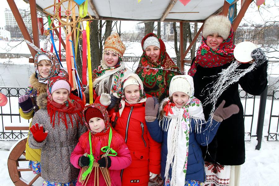Флешмоб благотворительности и народные гуляния по старым традициям. Как в Витебске праздновали Рождество