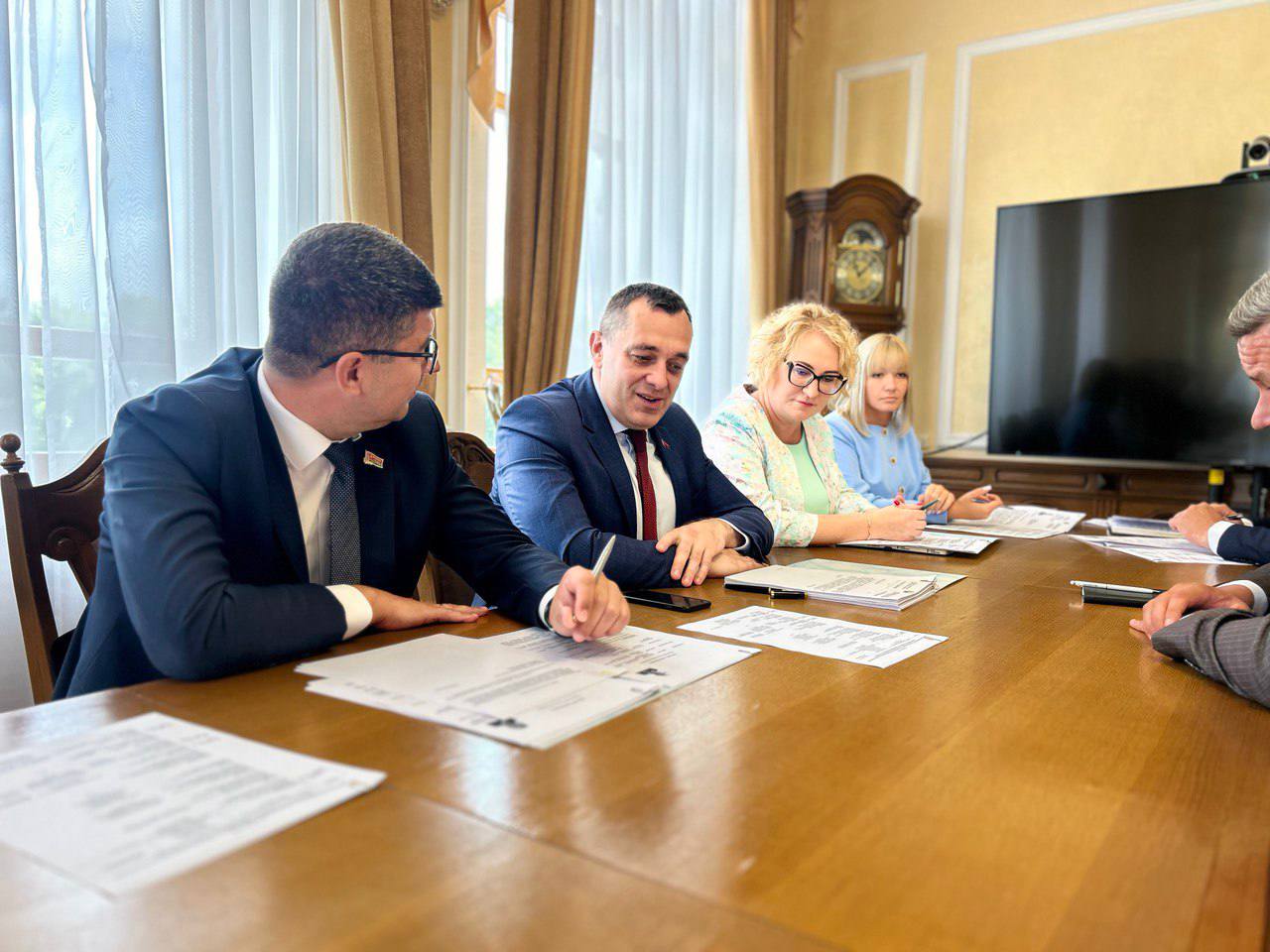 Александр Субботин и Сергей Левкович согласовали кадровые назначения