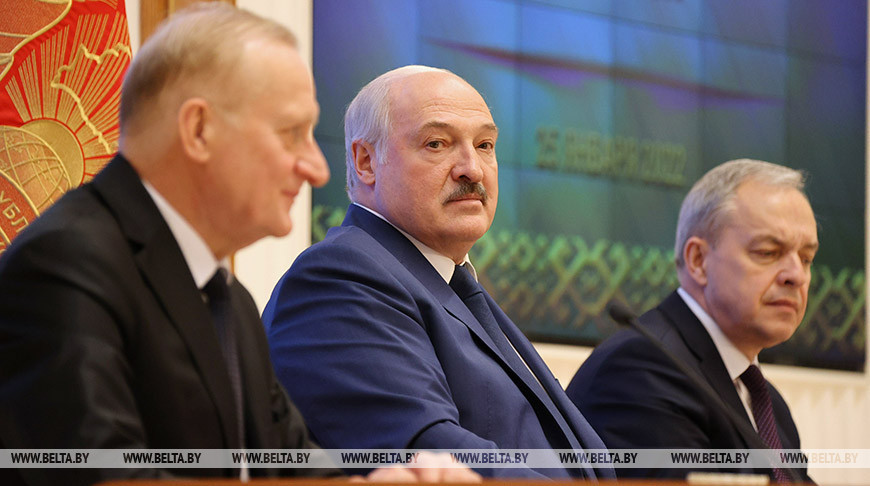 Александр Лукашенко поручил неформально подойти к проведению Года исторической памяти и дойти до агрогородков