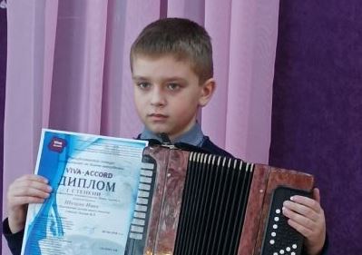 Юный баянист из Толочина стал дипломантом II Республиканского конкурса "Viva-accord"