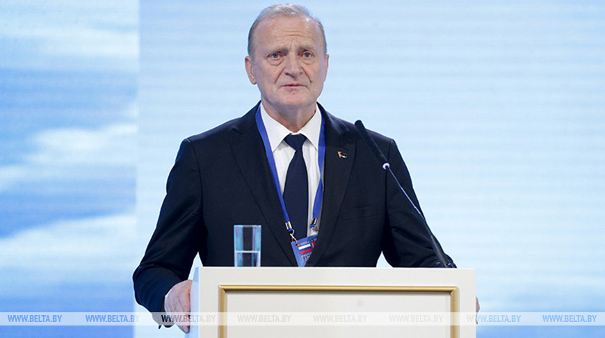 Гусаков: белорусская молодежь желает заниматься наукой, готовит яркие разработки