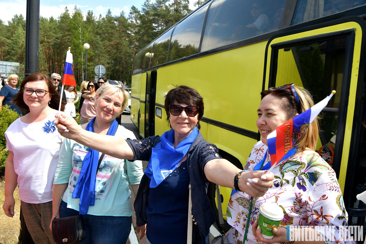 Делегация ОО «Белорусский союз женщин» от Витебской области приняла участие в праздновании Дня России в Минске